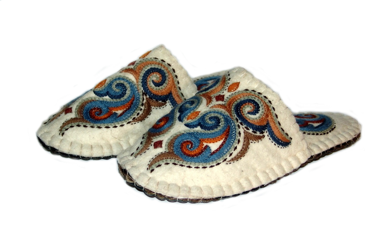 handmade slippers design